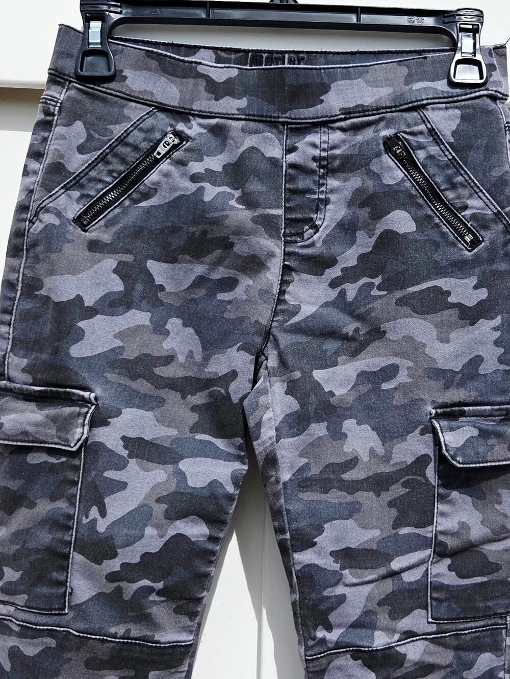 Girls Justice Gray and Black Camo Bottoms With Elastic Waist Size 14